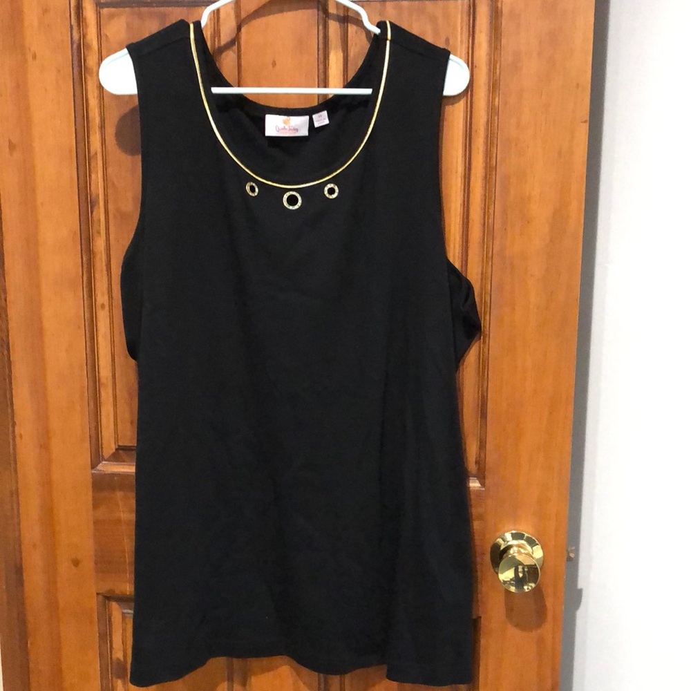 Sleeve less top